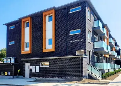 Condo Townhouse in Toronto