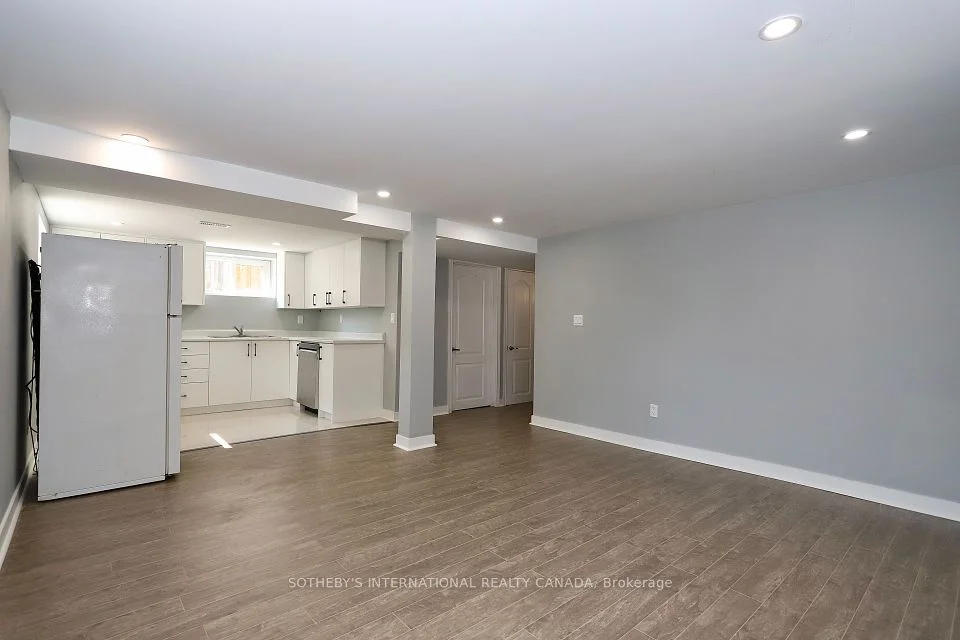 885 Myers Street Bsmt, Oshawa, ON L1N 5N3