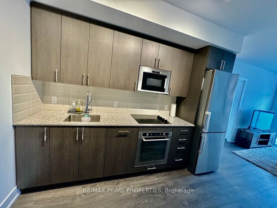 2550 Simcoe Street N 706, Oshawa, ON L1L 0P8