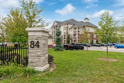 Common Element Condo in Clarington