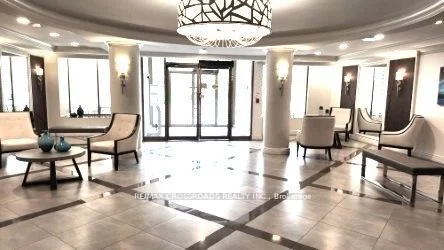 1000 The Esplanade North 1412, Pickering, ON L1V 6V4