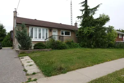 Detached in Oshawa