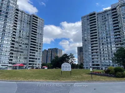 Condo Apartment in Toronto