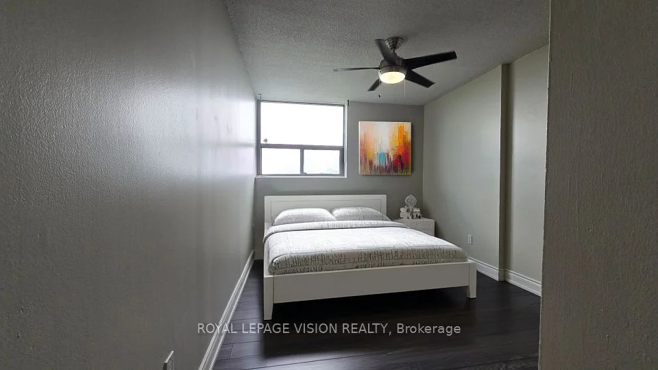 100 Wingarden Court 1506, Toronto E11, ON M1B 2P4