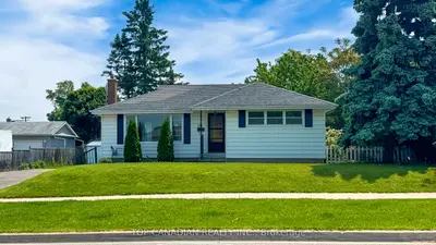 Detached in Oshawa