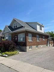 205 Celina Street Unit 3, Oshawa, ON L1H 4N7