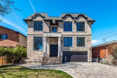 Detached in Pickering