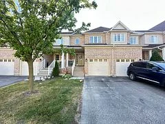 Condo Townhouse in Oshawa