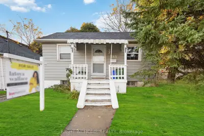 Detached in Oshawa