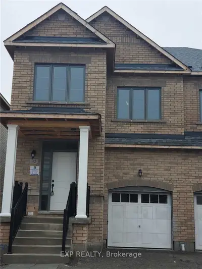 Semi-Detached in Whitby
