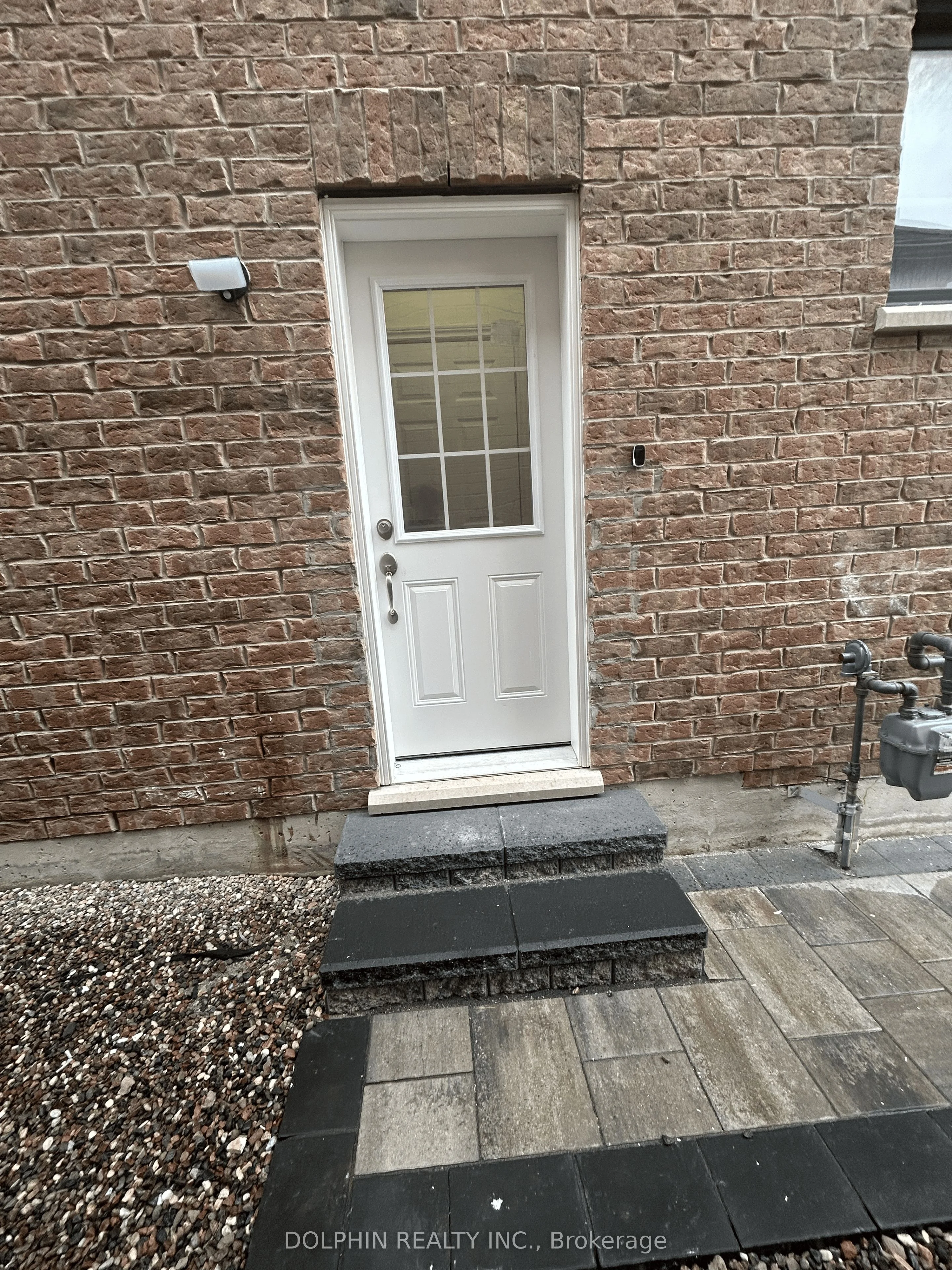 47 MULGRAVE Street, Whitby, ON L1P 0J7