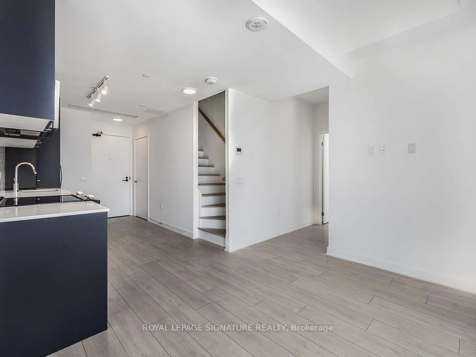 1610 Charles Street 167, Whitby, ON L1N 0P5