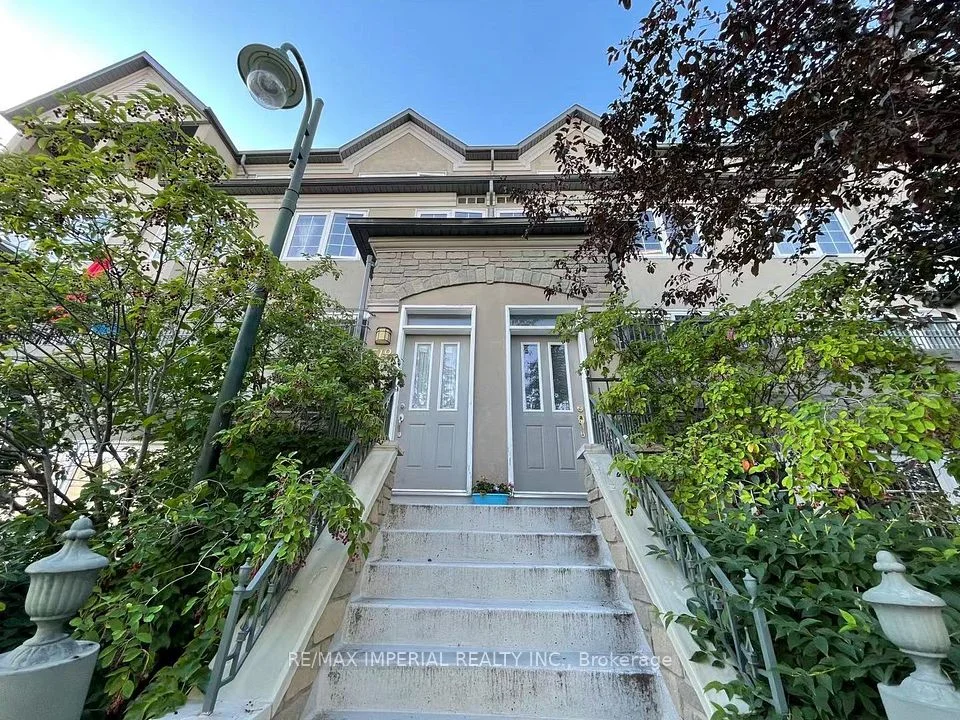 188 Bonis Avenue 519, Toronto E05, ON M1T 3W1