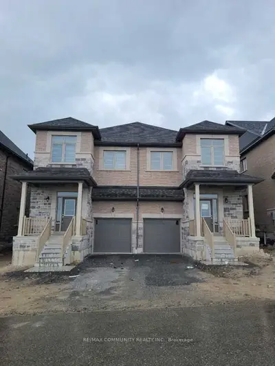 Semi-Detached in Pickering
