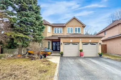 Detached in Pickering