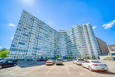 Condo Apartment in Toronto