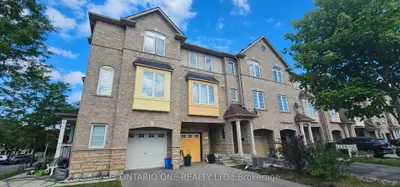 Att/Row/Townhouse in Ajax