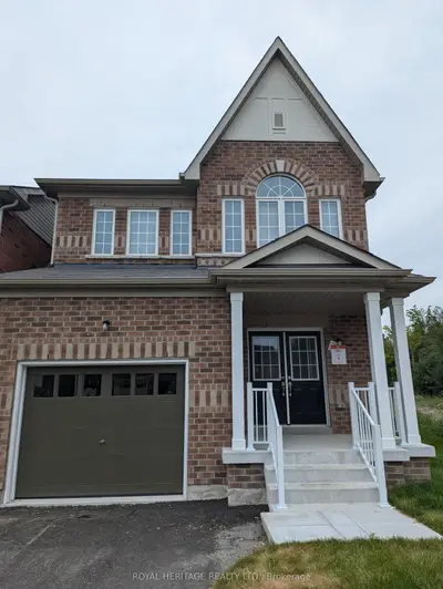 Detached in Oshawa
