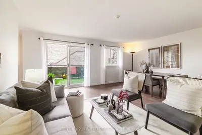 Condo Townhouse in Toronto