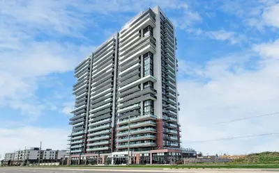 Condo Apartment in Oshawa