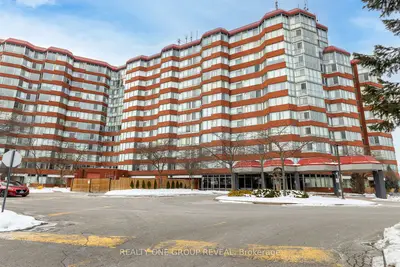 Condo Apartment in Toronto
