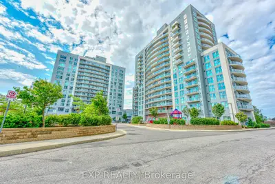Condo Apartment in Toronto
