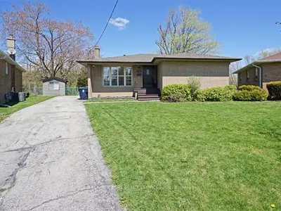 Detached in Toronto