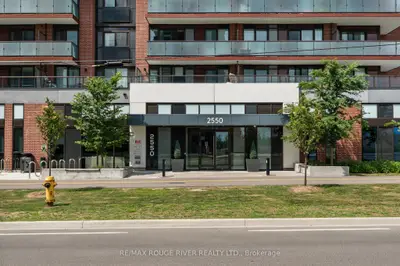 Condo Apartment in Oshawa