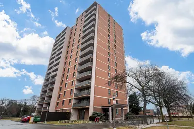 Condo Apartment in Toronto