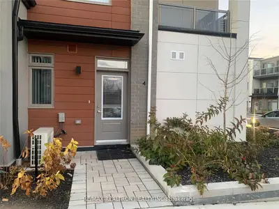 Condo Townhouse in Toronto