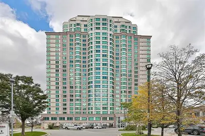 Condo Apartment in Toronto