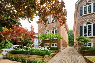 Detached in Toronto