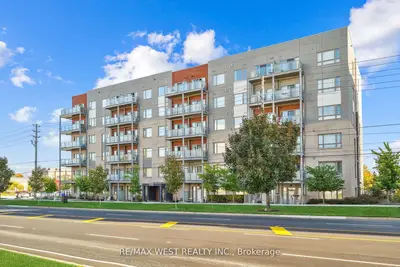 Condo Apartment in Toronto