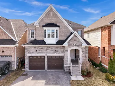 Detached in Clarington