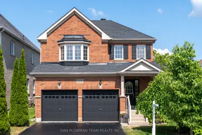 Detached in Oshawa