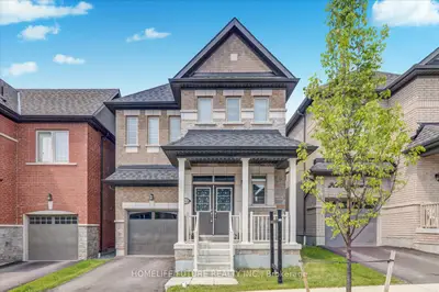 Detached in Pickering