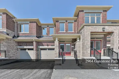 Att/Row/Townhouse in Pickering