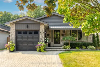 Detached in Oshawa