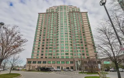 Condo Apartment in Toronto