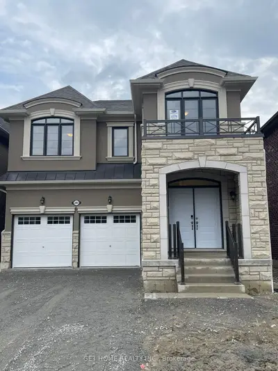 Detached in Pickering