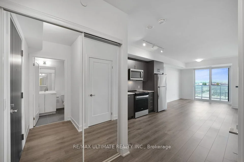 2545 Simcoe Street N 718, Oshawa, ON L1L 0W3