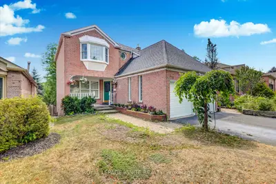 Detached in Pickering