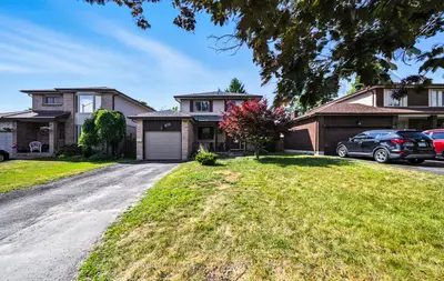 Detached in Oshawa