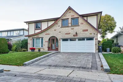 Detached in Toronto