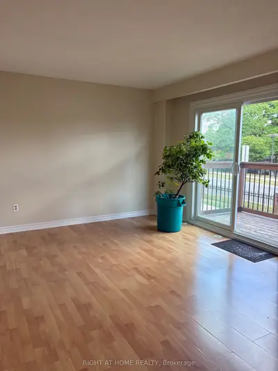 Condo Townhouse in Toronto