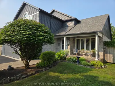 Detached in Oshawa