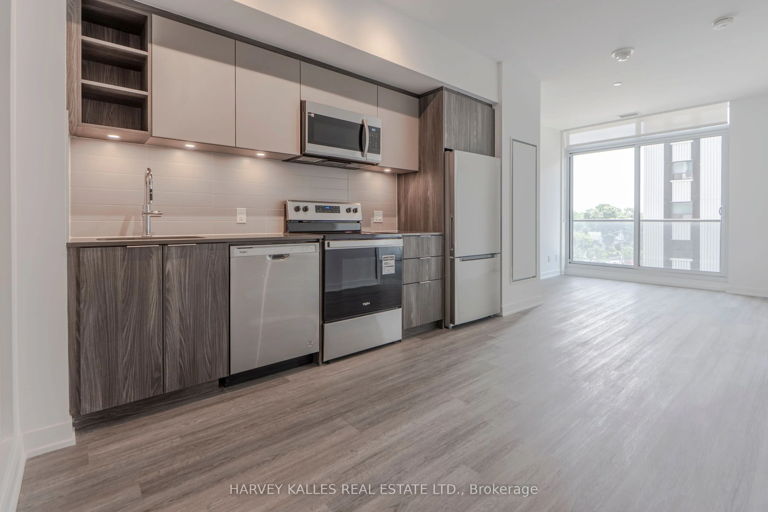 100 Eastdale Avenue 412, Toronto E03, ON M4C 5A1