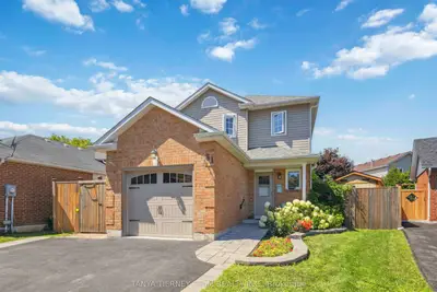 Detached in Clarington