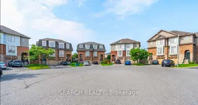 Semi-Detached in Ajax
