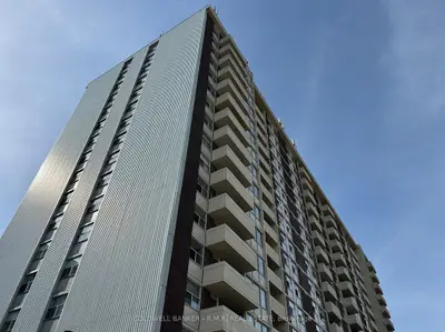 Condo Apartment in Ajax